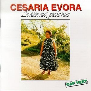 La Diva aux pieds nus / Cesaria Evora | Evora, Cesaria. Interprète
